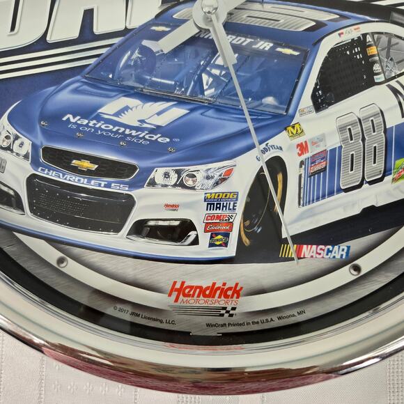 Dale Earnhardt Jr #88 Nationwide Nascar 12" Round Battery Quartz Clock 2017 - Picture 4 of 5